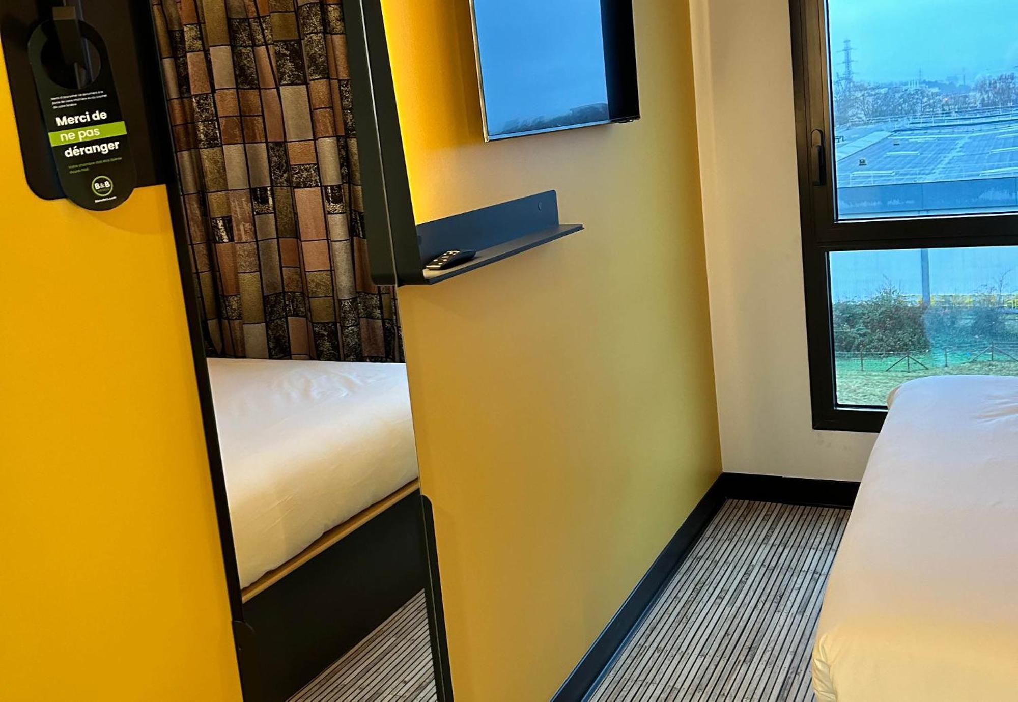 B&B Hotel Cergy Saint-Christophe Gare Екстериор снимка